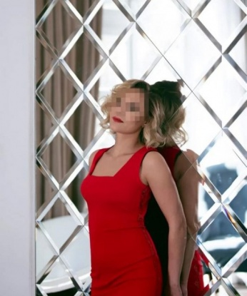 🌟
Аппетитная и страстная, я умею доставить истинное удовольствие и расслабление. У меня в арсенале множество умений и техник, чтобы удовлетворить тебя полностью. Мои услуги охватывают все виды эротических массажей, а также классику, оральный и анальный секс 👄
Фотографии, которые ты видишь, абсолютно реальны. Встретимся на уютной территории в Москве, где я создам незабываемую атмосферу и уделю тебе все свое внимание. 🏢
Будь уверен, со мной ты почувствуешь себя звездой. Все мои отзывы говорят о моей незабываемой личности и моих навыках. 🌟
Не упусти возможность окунуться в мир фантазии и страсти в Москве. Со мной каждая встреча станет воплощением наслаждения. 👠 11820, 24 года