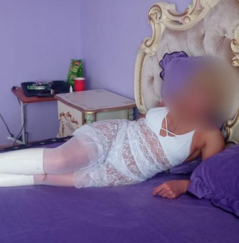 Я знаю, как доставить настоящее удовольствие и расслабление. 💦 Я мастерски владею своим телом и мыслями, сделаю все, чтобы ты наслаждался каждой минутой со мной. Моя экспертная техника массажа и эротики откроет для тебя новые грани блаженства. 💫
Факт: я живу в Москве и готова встретиться с тобой в любом уютном месте Москвы или пригласить тебя в свою уютную квартиру. 🌃
У меня полный арсенал интимных услуг, которые понравятся тебе: Взрывной орал, глубокий анальный секс, свой фетиш, групповой секс и многое другое. 💥
Мои клиенты всегда остаются довольными и возвращаются ко мне снова. ✨ Если ты ищешь незабываемый опыт и уютную компанию, ты нашел самую лучшую индивидуалку Москвы. ⭐️ Жду твоего звонка, мой сладкий. 😘💕 7371, 48 лет