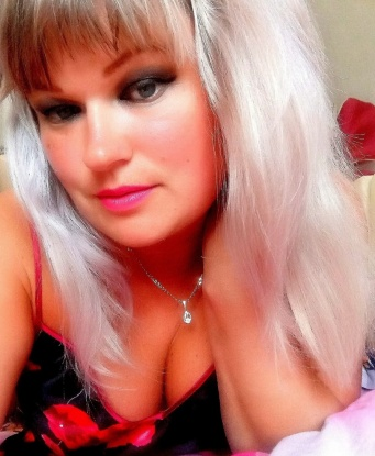 В моих объятиях ты найдешь уют и страсть, ласку и безудержное вожделение. Я знаю, как исполнить все твои сокровенные желания и фантазии. Мои услуги простираются от классики до экзотики, от массажа до ролевых игр. Забудь обо всем остальном, оставься только ты и я. У меня есть отличные отзывы, подтверждающие мою профессионализм и очарование. Смело просмотри мои фотографии и узнай, что такое истинное наслаждение. Жду тебя в Москве, чтобы наши встречи стали незабываемыми воспоминаниями. 😉🌸🔥 8734, 37 лет